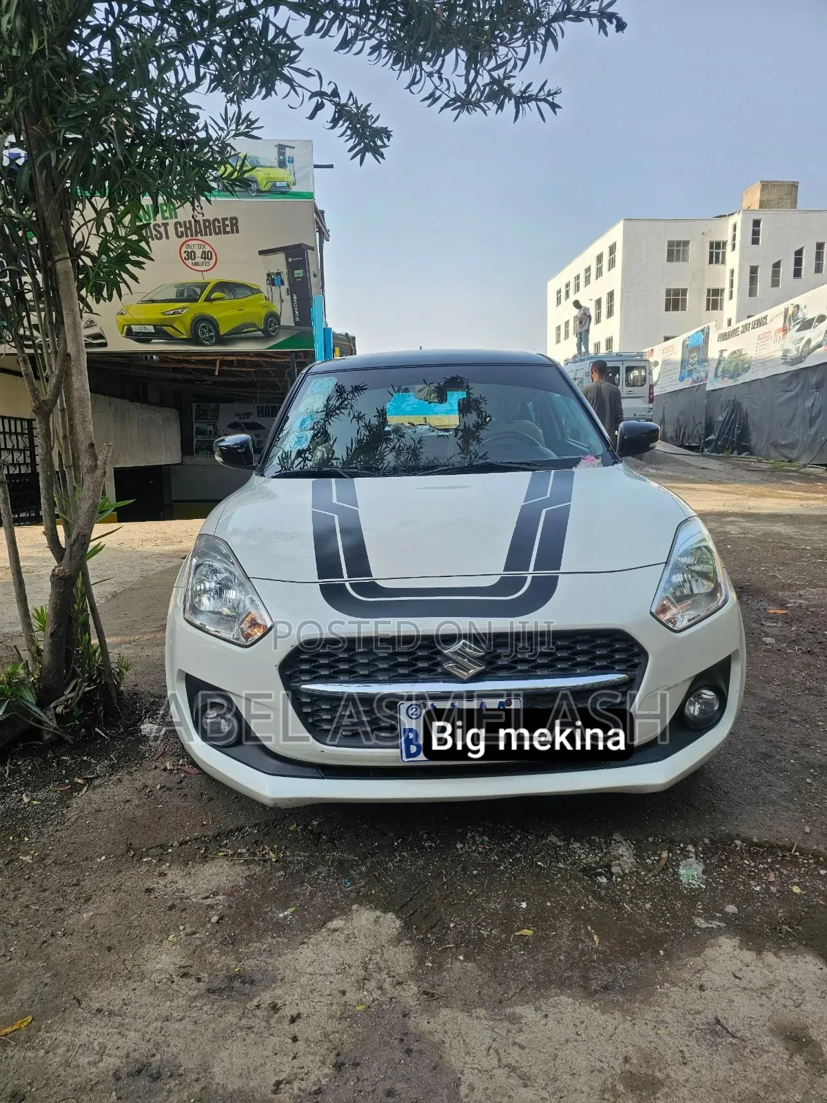 Suzuki Swift 2021 White