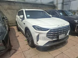 Jetour X70 Plus 2022 White
