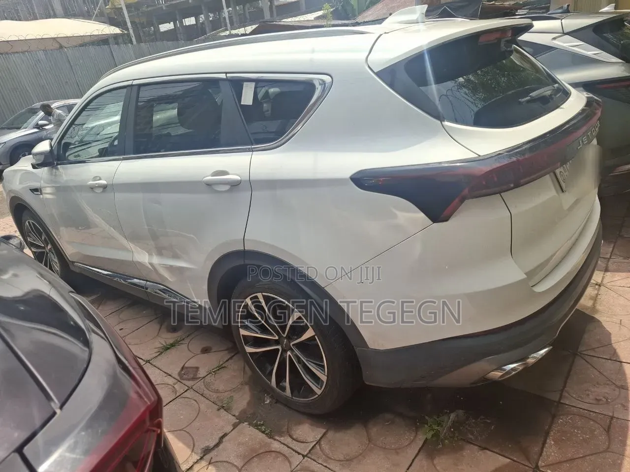 Jetour X70 Plus 2022 White