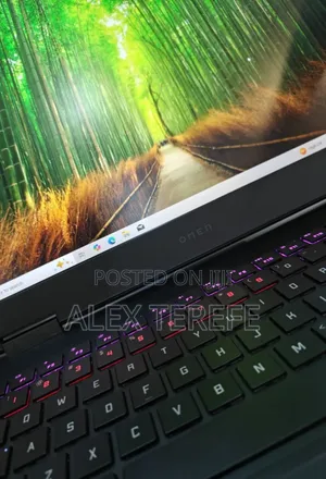 New Laptop HP Omen 15 16GB Intel Core i7 SSD 512GB