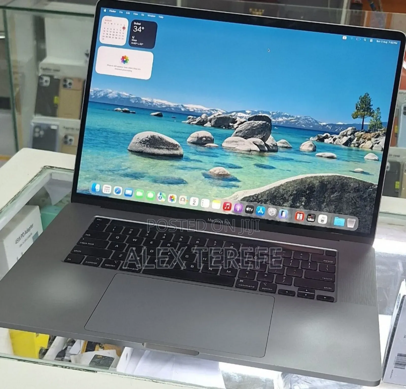 New Laptop Apple MacBook Pro 2019 64GB Intel Core i9 SSD 512GB