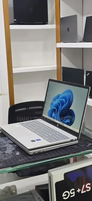 New Laptop HP Stream Notebook 16GB Intel Core i7 SSD 1T