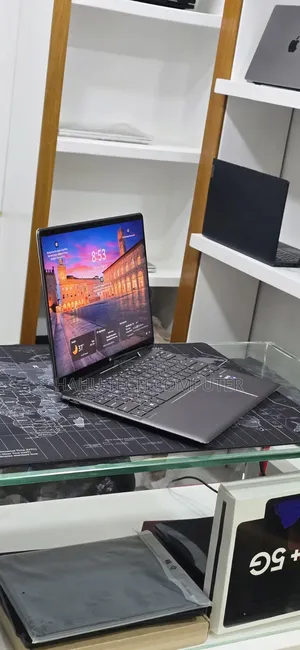 New Laptop HP Spectre X360 16GB Intel Core i7 SSD 512GB