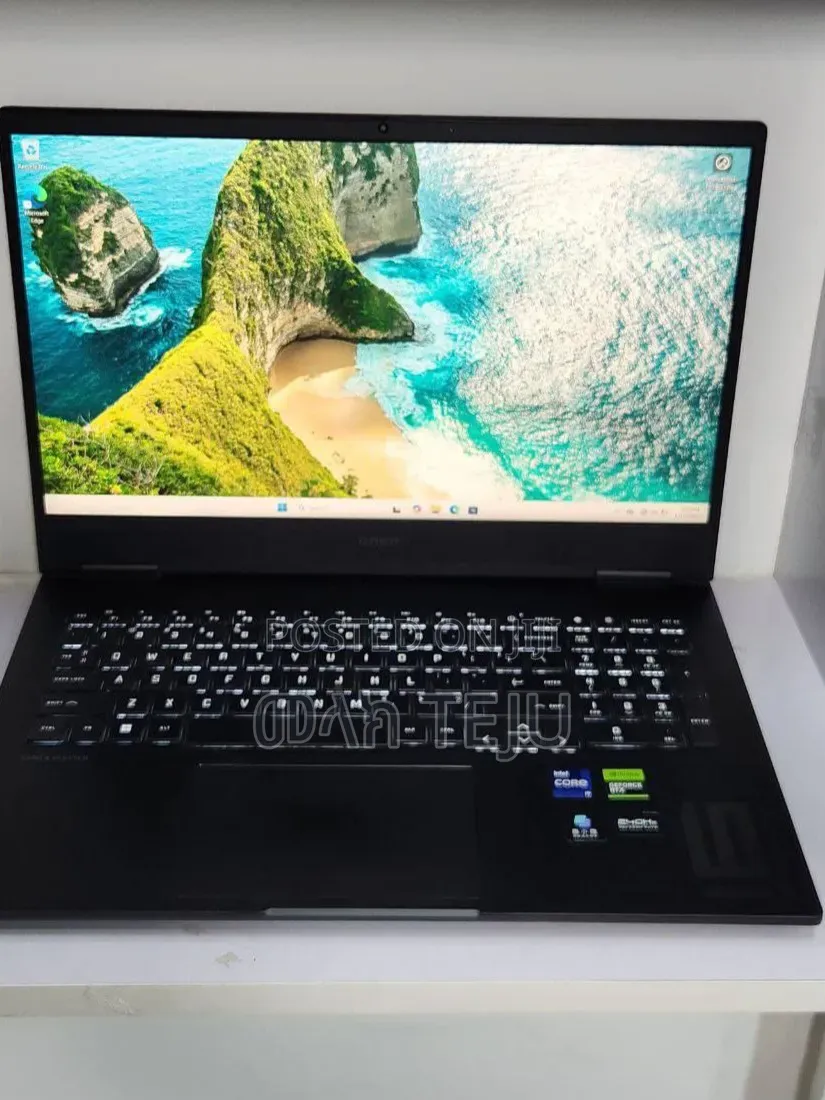 New Laptop HP Omen 15 16GB Intel Core i9 SSD 1T