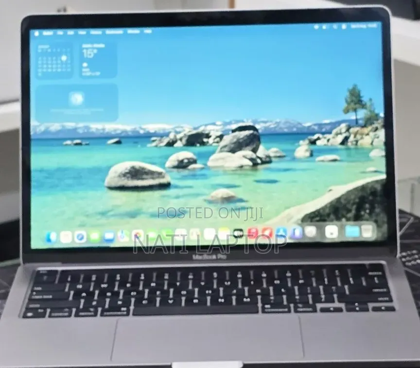 New Laptop Apple MacBook Pro 2022 M2 16GB Apple M2 SSD 512GB
