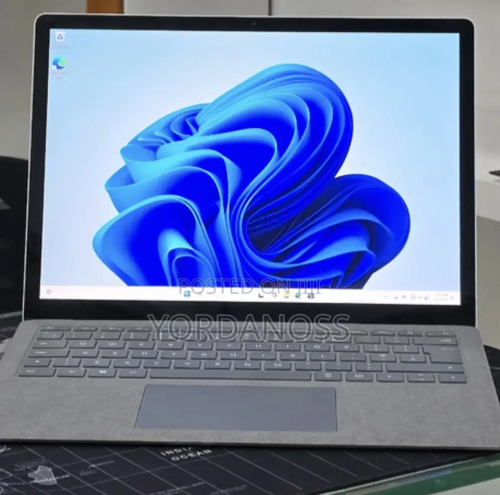 New Laptop Microsoft Surface Laptop 3 16GB Intel Core i5 SSD 512GB