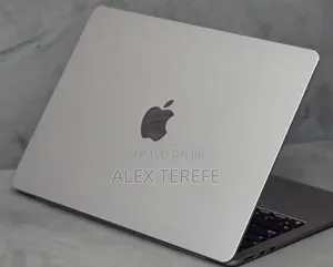 New Laptop Apple MacBook Air 2022 M2 8GB Apple M2 SSD 256GB