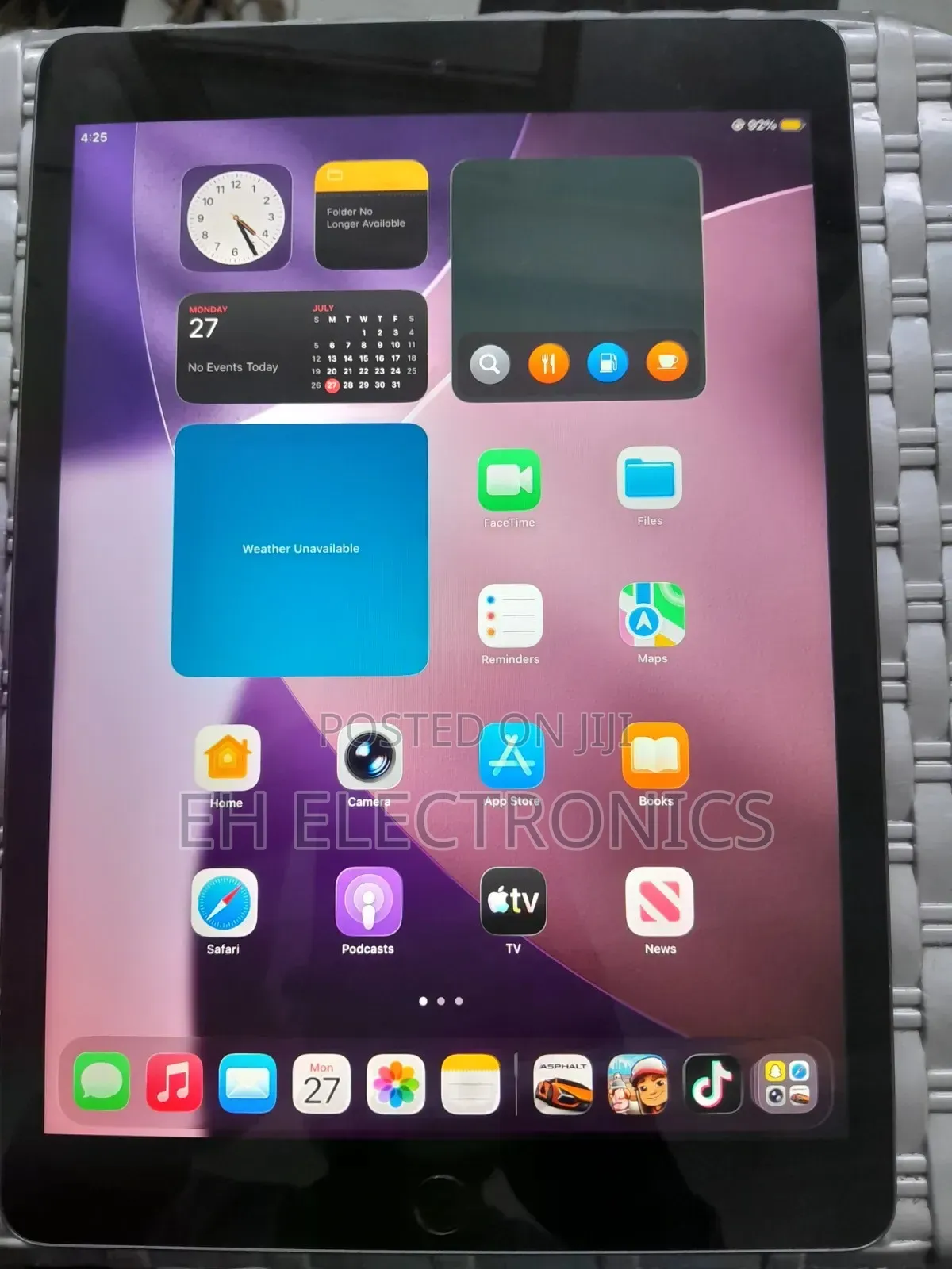 New Apple iPad 10.2 (2021) 64 GB Gray