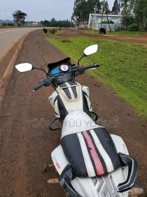 New TVS Apache 180 RTR 2015 White