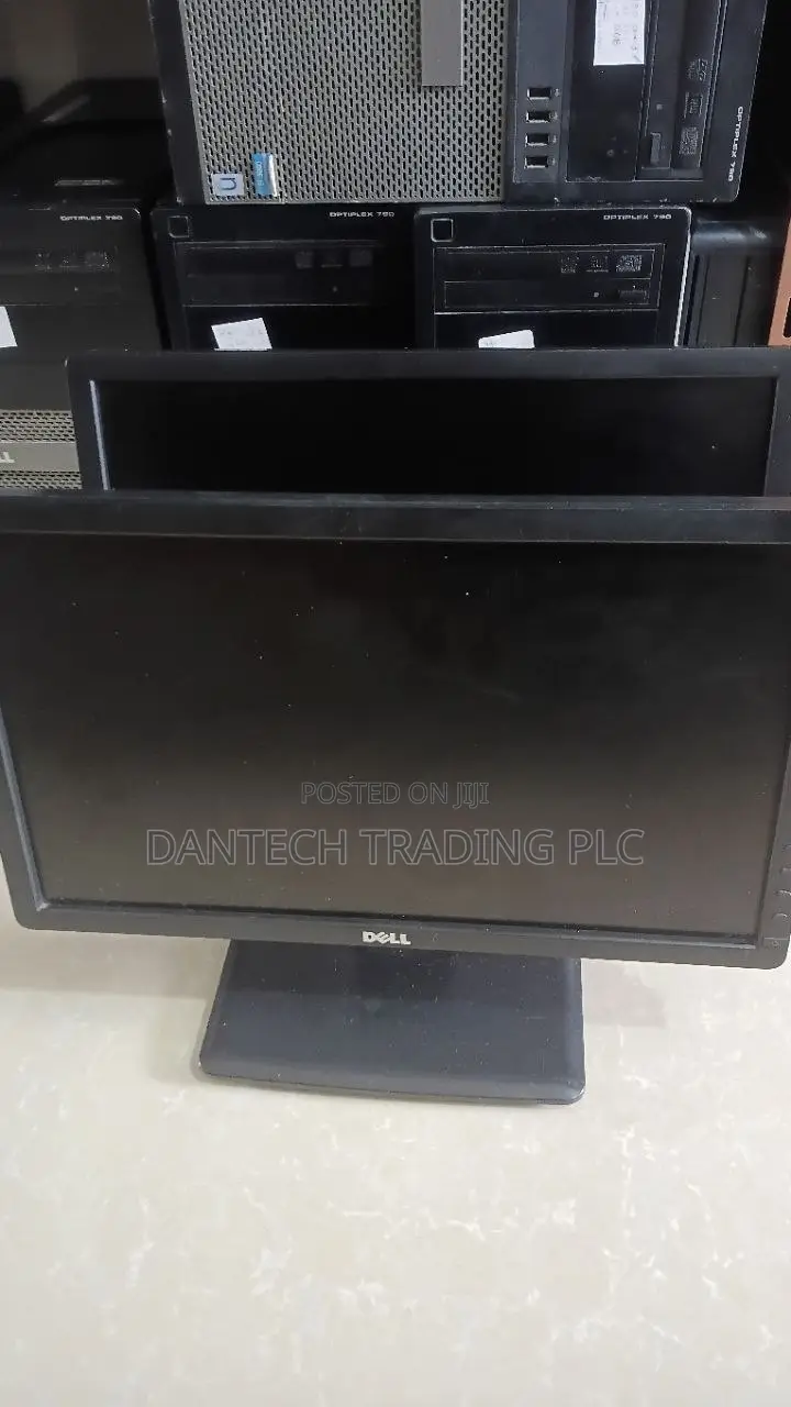 Desktop Computer Dell OptiPlex 790 4GB Intel Core i5 HDD 500GB