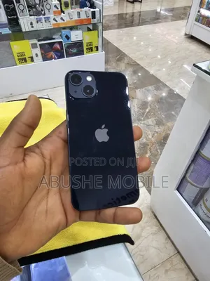 New Apple iPhone 13 128 GB Black