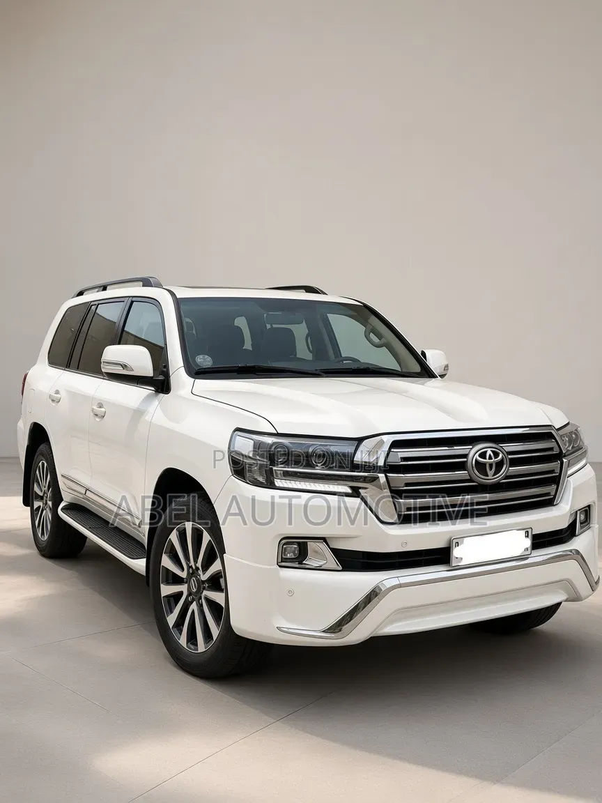 Toyota Land Cruiser 2012 White
