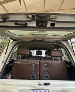 Toyota Land Cruiser 2012 White