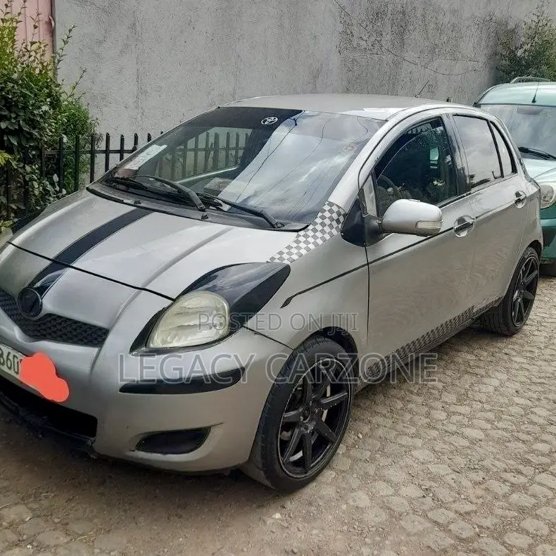 Toyota Yaris 2008 Silver