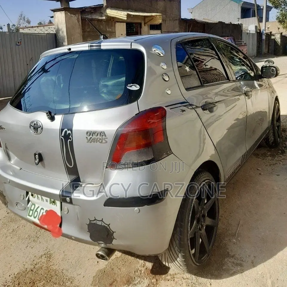 Toyota Yaris 2008 Silver