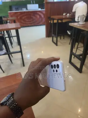 Samsung Galaxy A73 5G 256 GB White