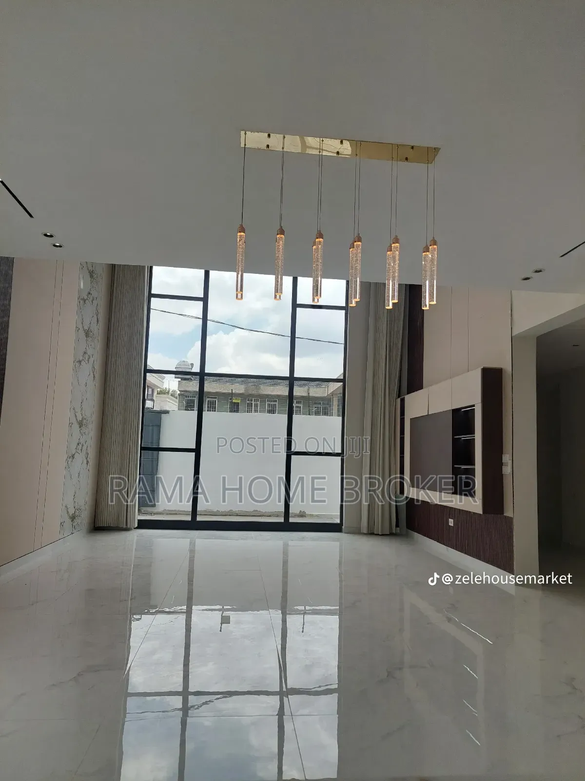 Furnished 6bdrm House in መሀል መገናኛ ላይ, Yeka for sale