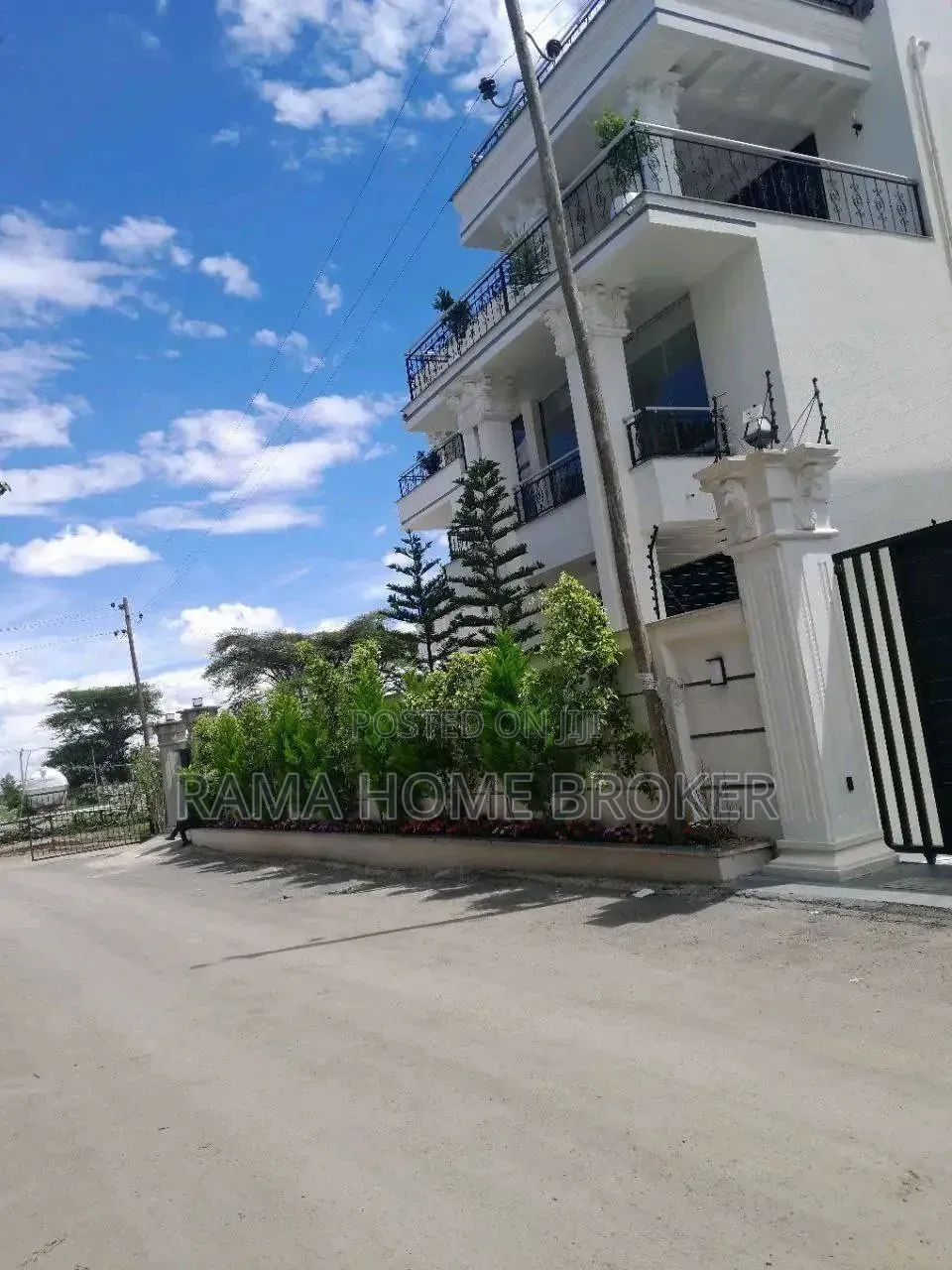 Furnished 10bdrm House in ከበርቴ ቤት ለሽያጭ የቀረበ, Yeka for sale