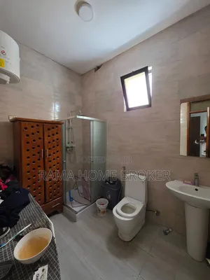 Furnished 6bdrm Villa in መሀል ሰሚት የሚገኝ, Bole for sale