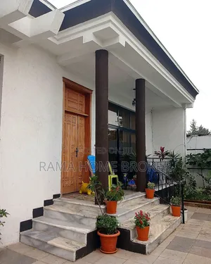 Furnished 6bdrm Villa in መሀል ሰሚት የሚገኝ ቅንጡ ቤት, Bole for sale