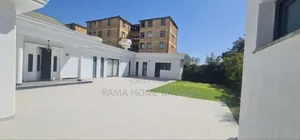 Furnished 6bdrm Villa in 500 ካሬ የተንጣለለ ቫሊ, Bole for sale