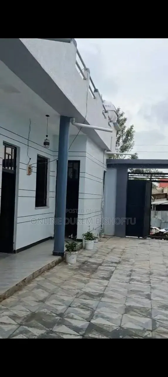 Furnished 10bdrm House in Bishoftu Dukem, Oromia-Finfinne for sale