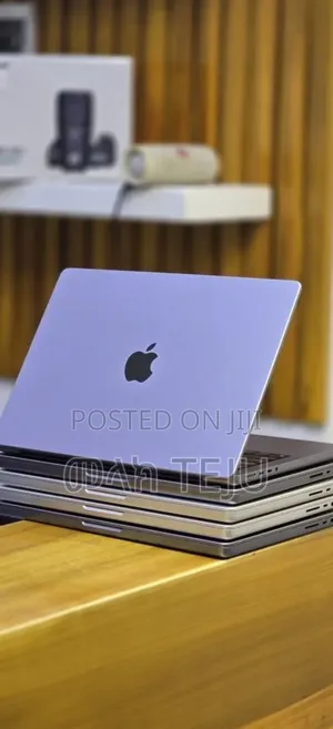New Laptop Apple MacBook Pro 2021 M1 Max 32GB Apple M1 SSD 512GB