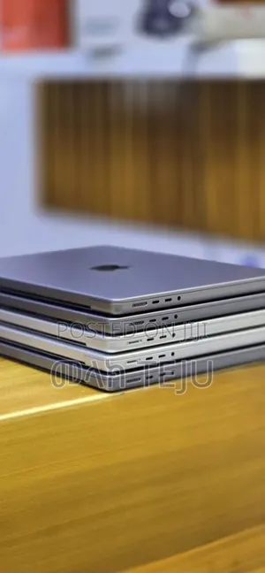 New Laptop Apple MacBook Pro 2021 M1 Max 32GB Apple M1 SSD 512GB