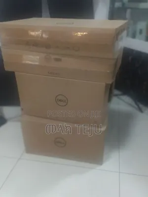 New Laptop Dell XPS 13 8GB Intel Core i5 SSD 1T