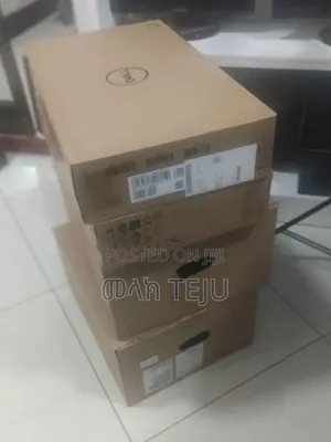 New Laptop Dell XPS 13 8GB Intel Core i5 SSD 1T