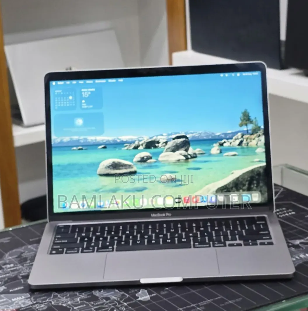 New Laptop Apple MacBook Pro 2022 M2 16GB Apple M2 SSD 512GB