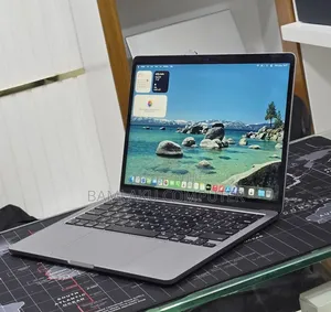 New Laptop Apple MacBook Pro 2022 M2 16GB Apple M2 SSD 512GB
