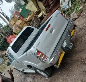 Toyota Hilux 2008 Silver