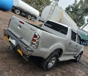 Toyota Hilux 2008 Silver