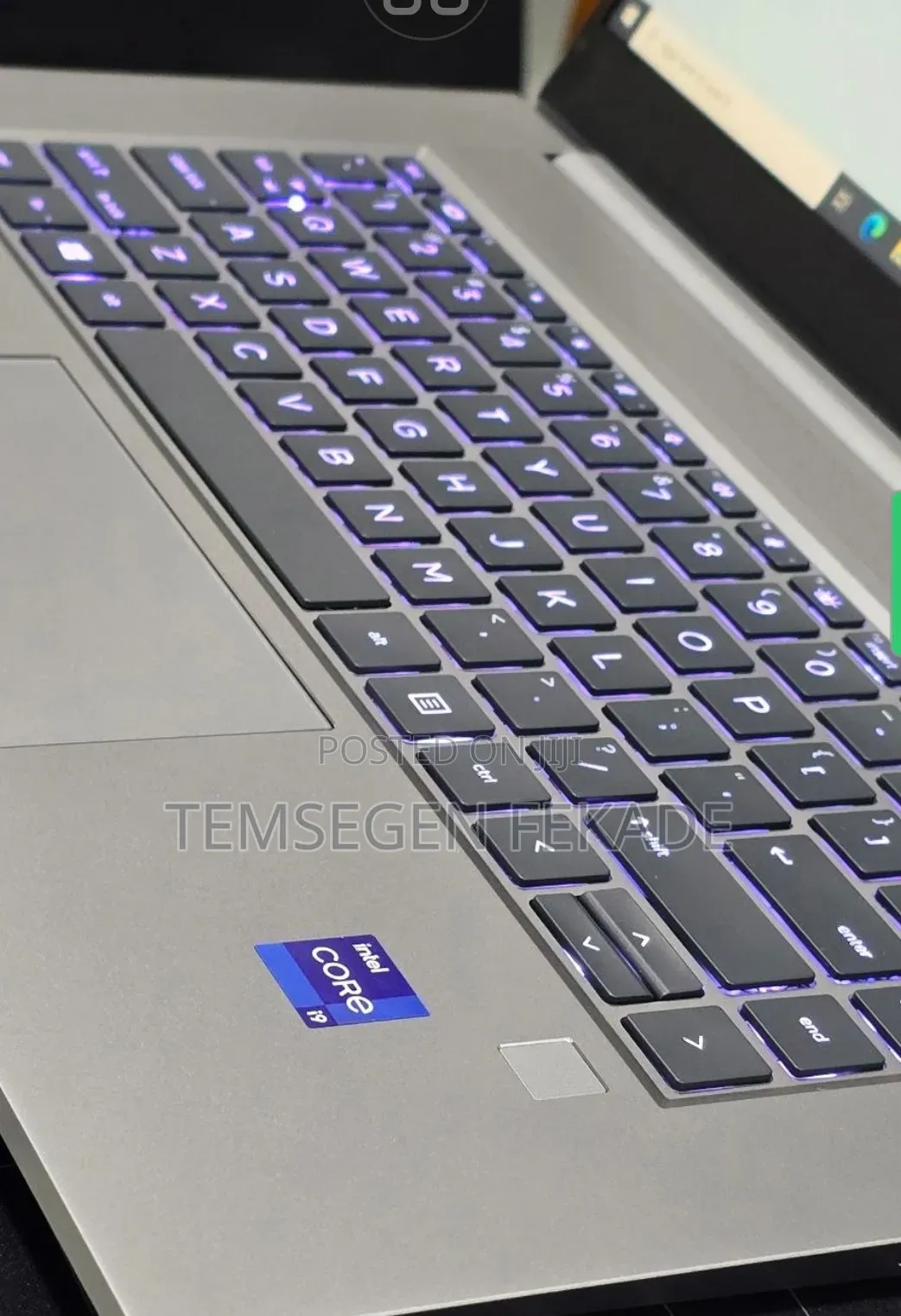 New Laptop HP ZBook Firefly G8 32GB Intel Core i9 SSD 512GB