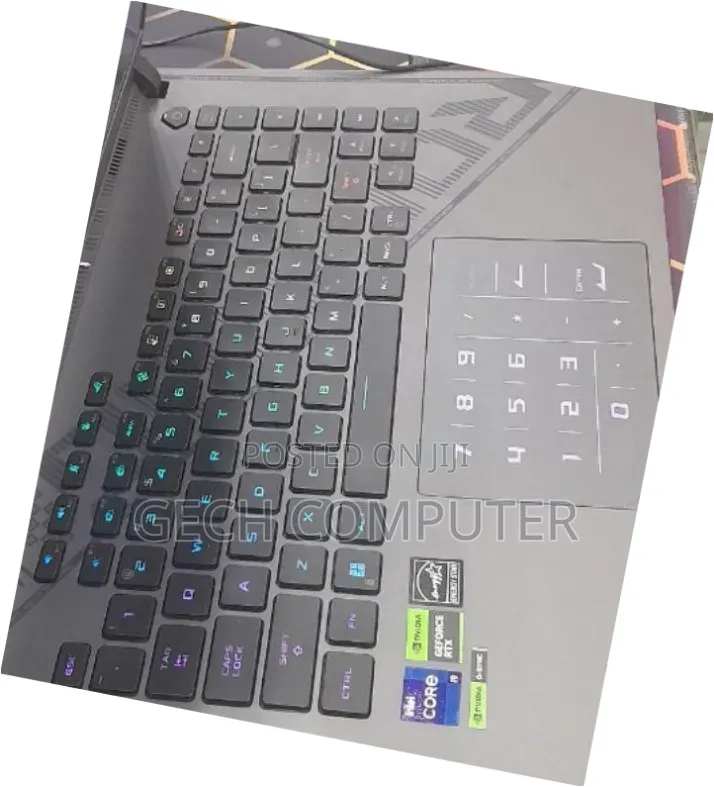 New Laptop Asus ROG Strix G15 16GB Intel Core i9 SSD 1T