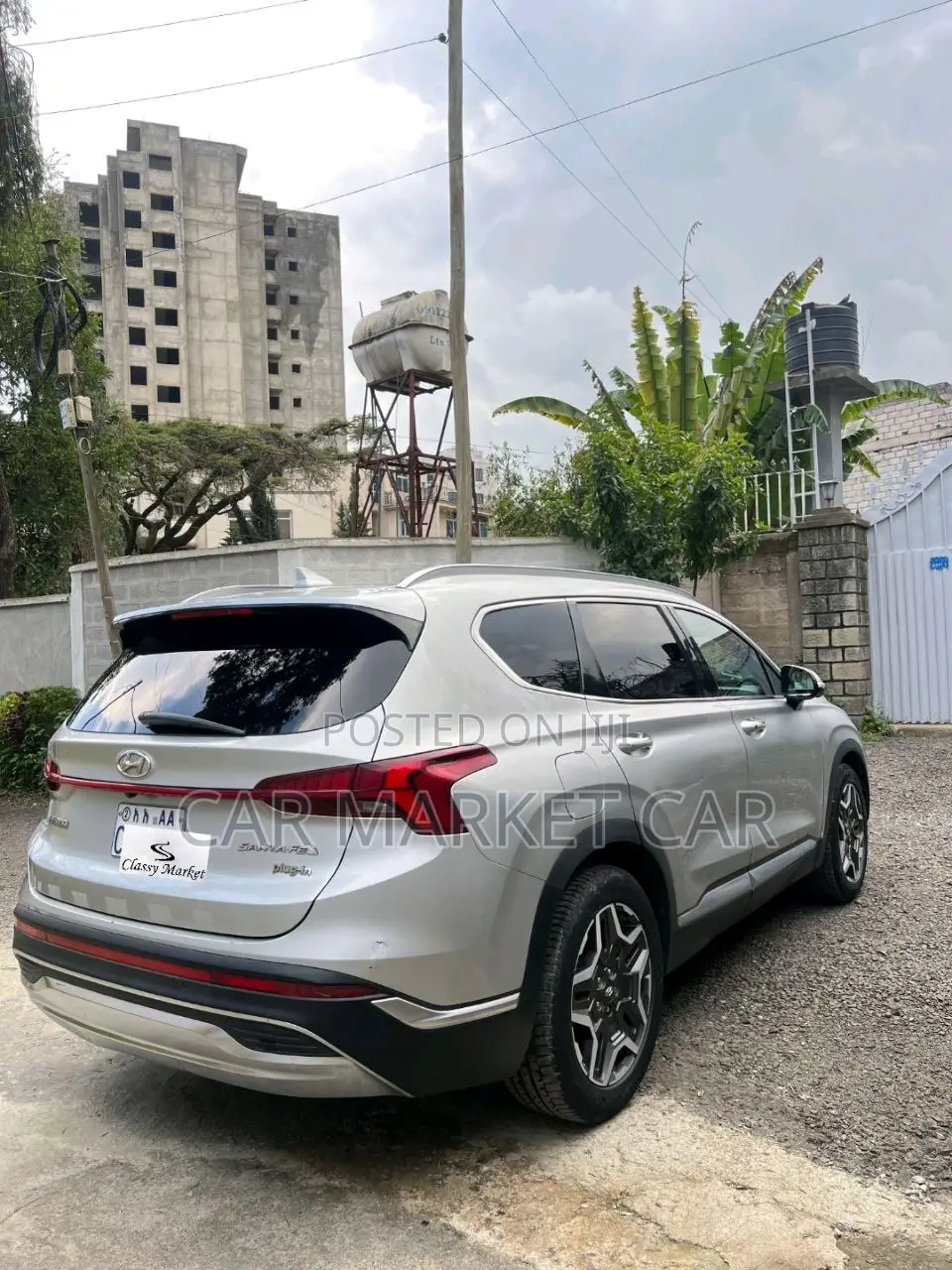 Hyundai Santa Fe Limited 2022 Silver