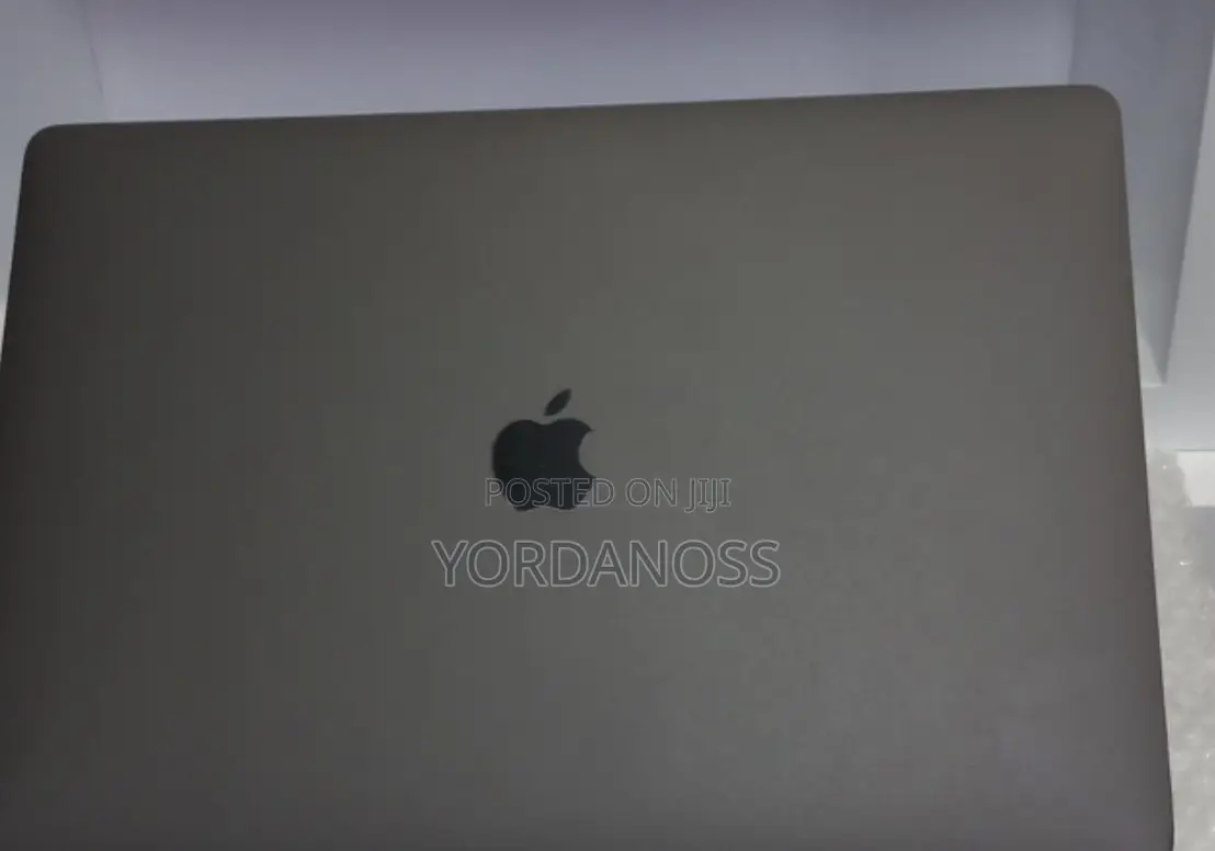 New Laptop Apple MacBook Pro 2016 16GB Intel Core i7 SSD 512GB