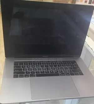 New Laptop Apple MacBook Pro 2018 16GB Intel Core i7 SSD 512GB