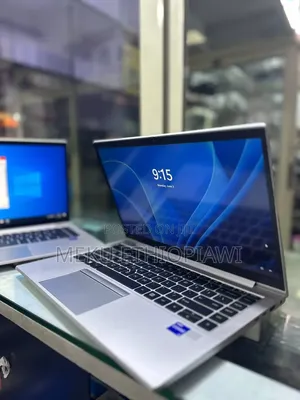 Laptop HP EliteBook 830 G8 8GB Intel Core i5 SSD 512GB