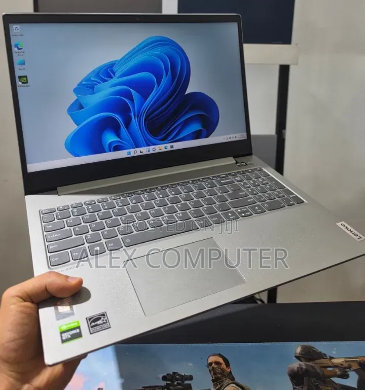 New Laptop Lenovo ThinkBook 15 16GB Intel Core i5 SSD 512GB