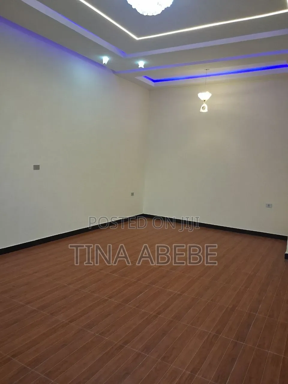 5bdrm House in Akaky Kaliti for sale