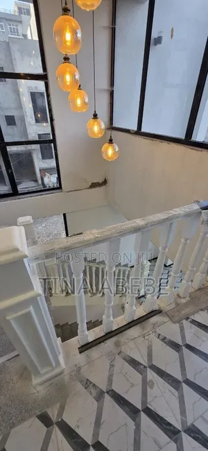 6bdrm House in Bole for sale
