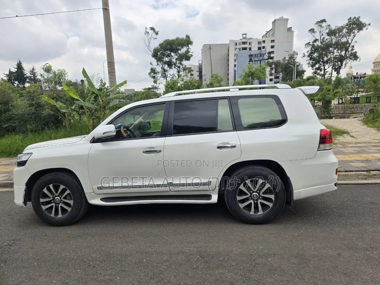 Toyota Land Cruiser 4.5 V8 GX-R 2015