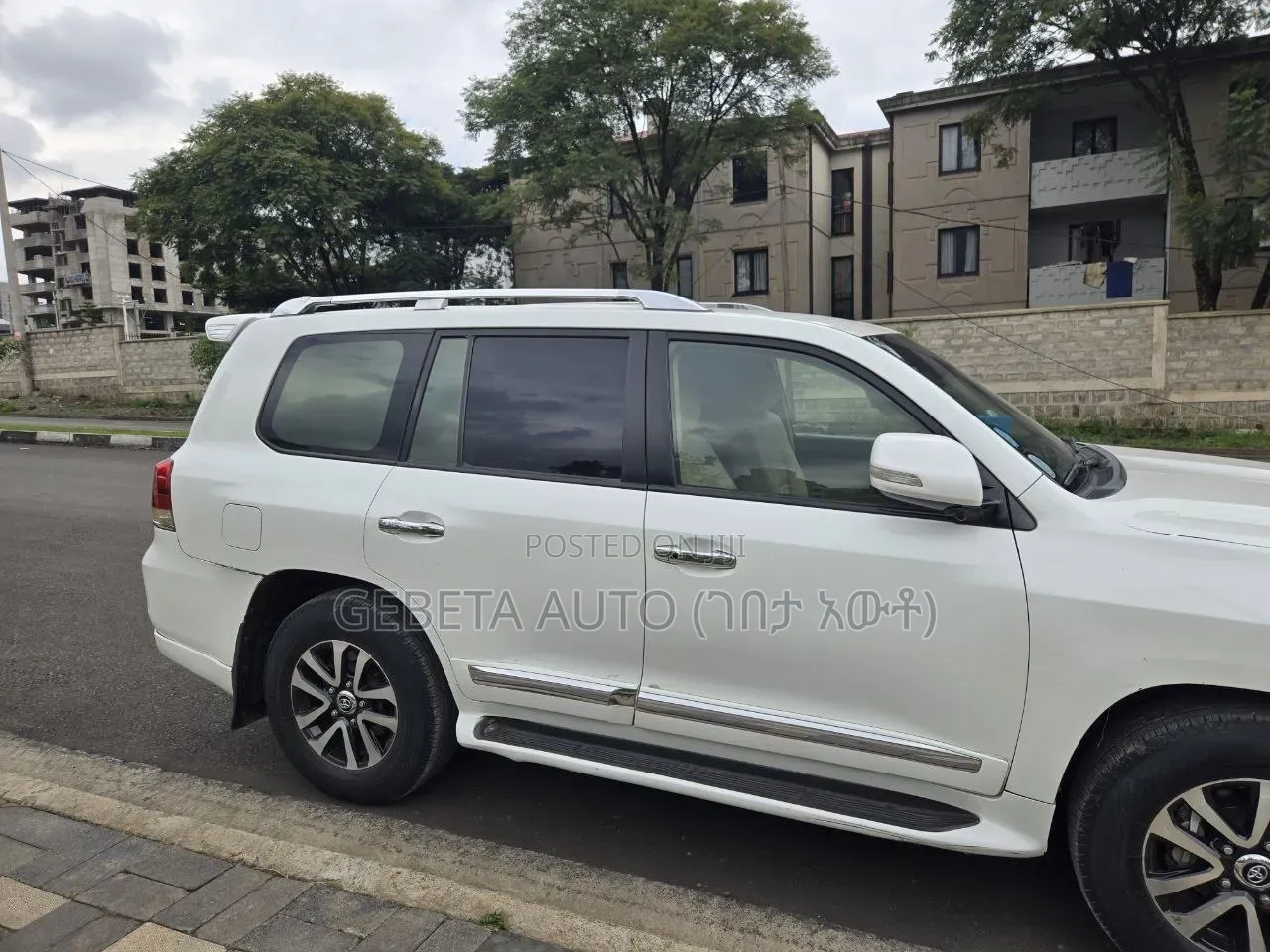Toyota Land Cruiser 4.5 V8 GX-R 2015