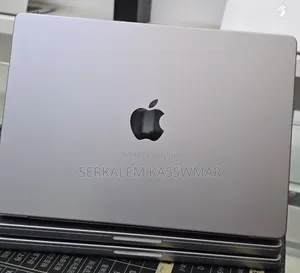 New Laptop Apple MacBook Pro 2021 M1 32GB Apple M1 SSD 512GB