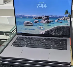New Laptop Apple MacBook Pro 2021 M1 32GB Apple M1 SSD 512GB