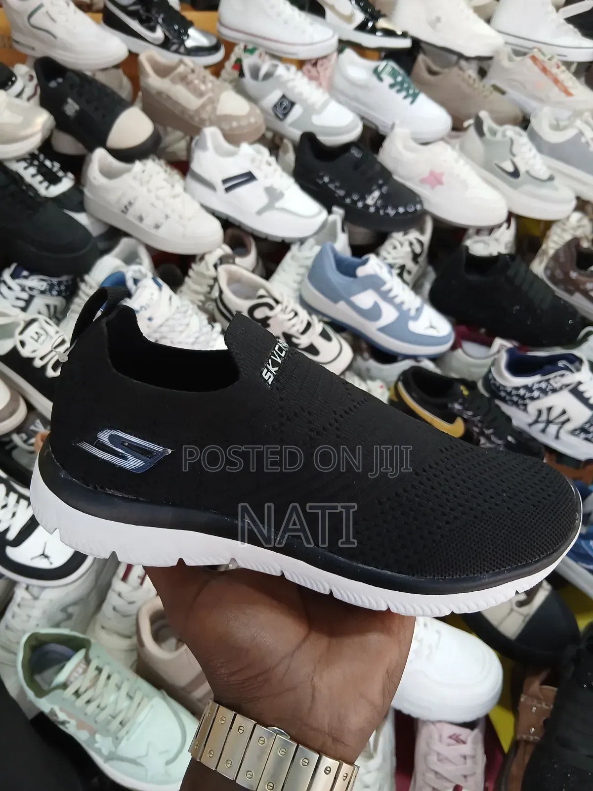 Skechers Comfortalble Fashion Shoes