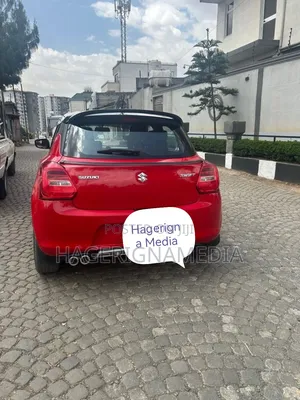 Suzuki Swift 2022 Red
