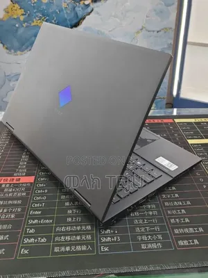 New Laptop HP Omen 15 16GB AMD Ryzen 7 SSD 512GB